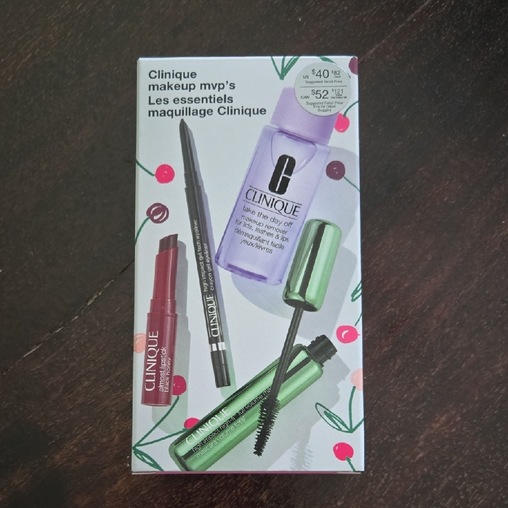 Clinique Makeup MVPs Set -
